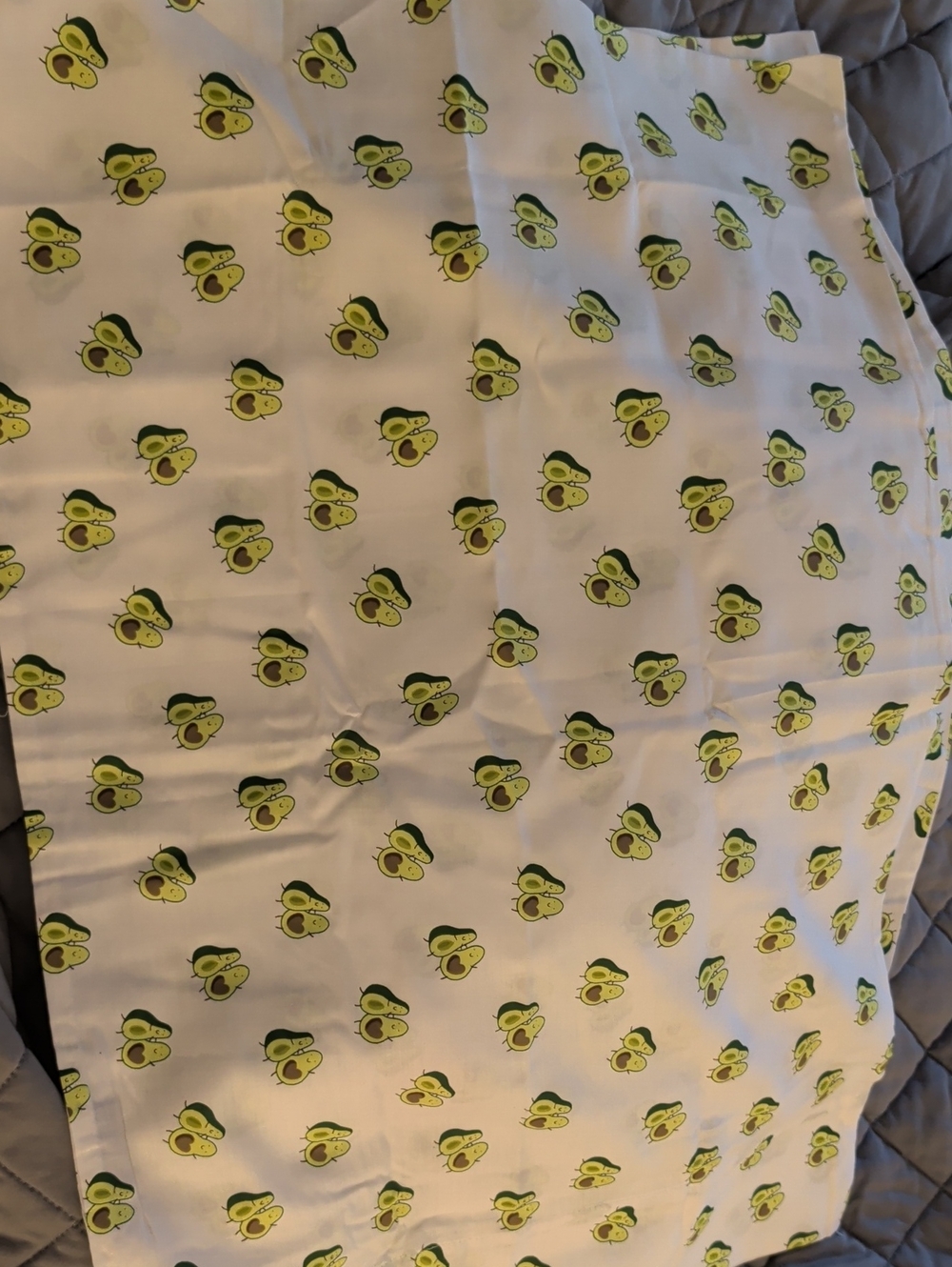 NWT Cynthia Rowley Avocado Couples Print Pillowcase Cotton White and Green